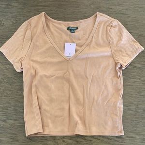 NWT wild fable short sleeve cropped shirt, tan, size medium